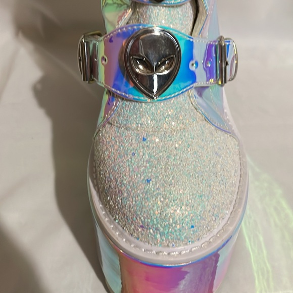 Holographic Platform Boots - Picture 2 of 4
